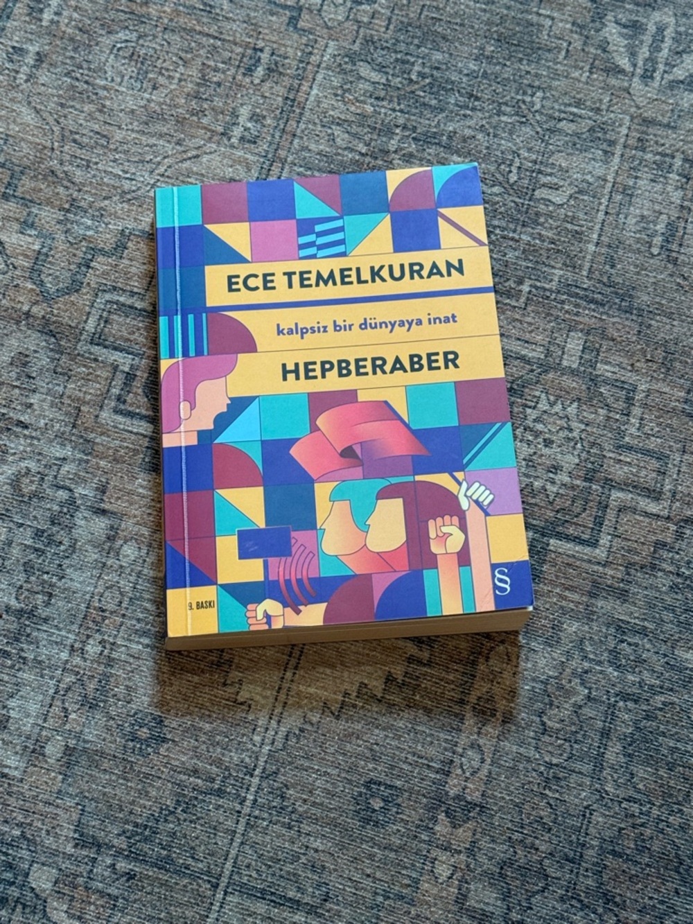Ece Temelkuran "HepBeraber" Paperback - Colorful Geometric‎ Cover